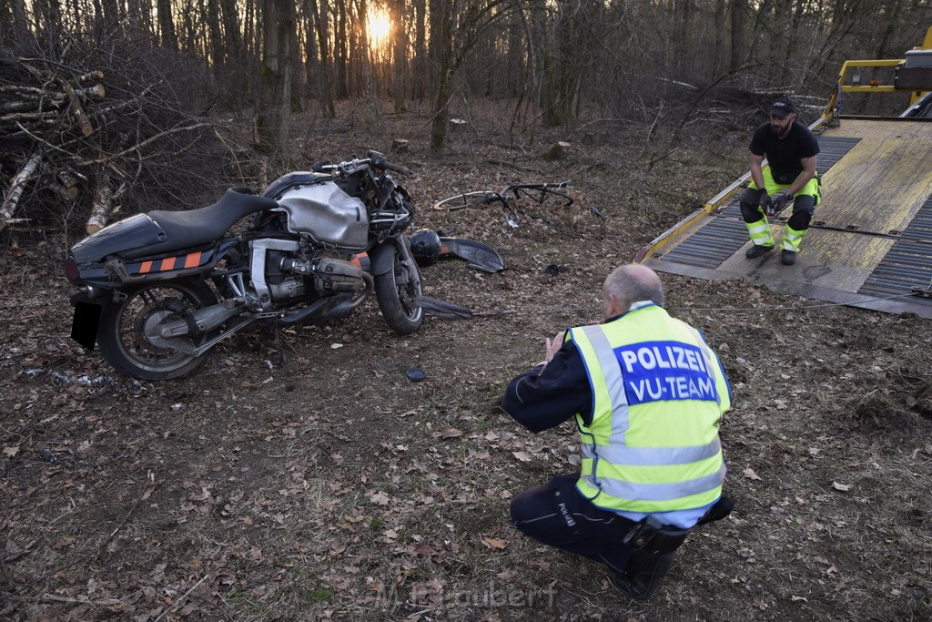 Schwerer VU Krad Fahrrad Koeln Porz Alte Koelnerstr P256.JPG - Miklos Laubert